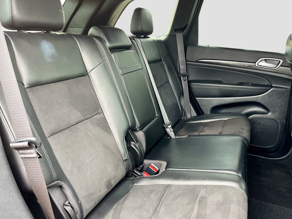 Used 2022 Jeep Grand Cherokee Laredo X image 28