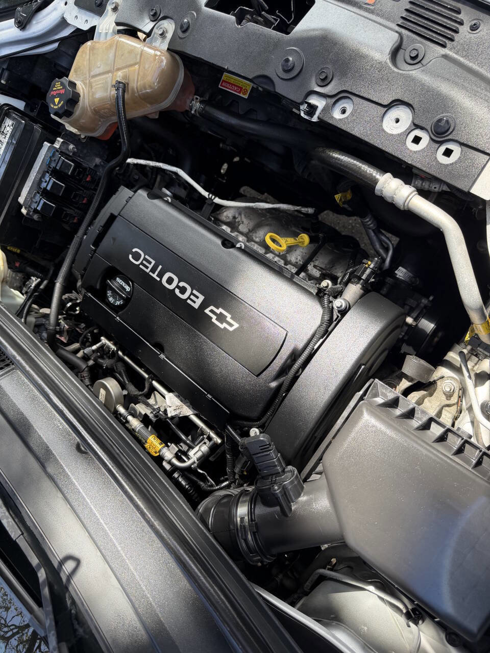 Used 2014 Chevrolet Sonic LT image 17