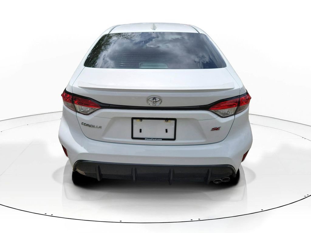 Used 2024 Toyota Corolla SE image 4