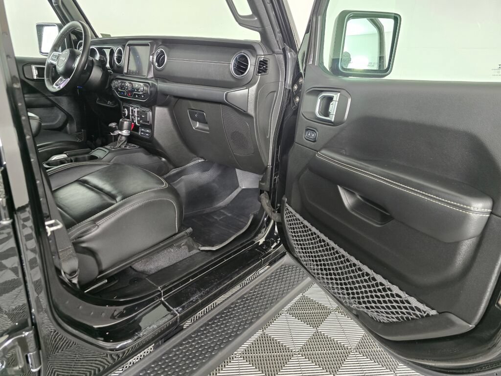 Used 2023 Jeep Wrangler Unlimited Sahara w/ Cold Weather Group AWD/4WD image 42