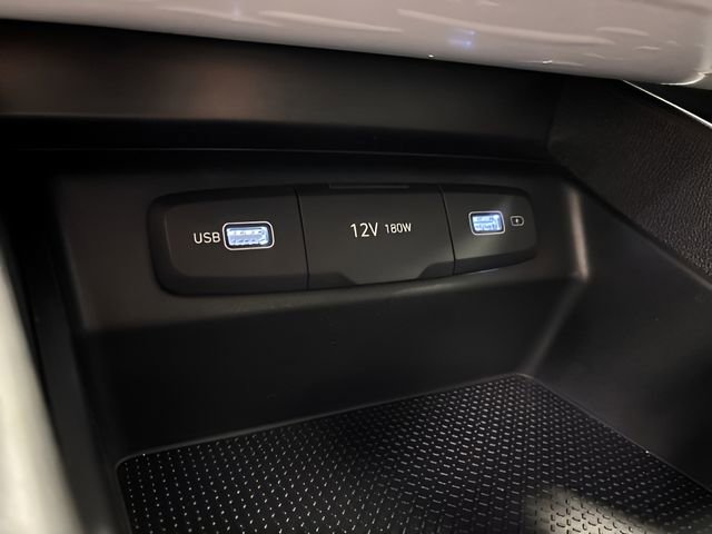 Used 2024 Hyundai Santa Cruz SE image 33