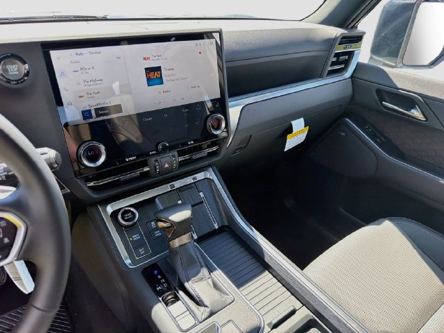 New 2026 Lexus GX 550 w/ Cold Area Package AWD/4WD image 28