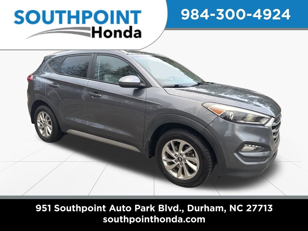 Used 2017 Hyundai Tucson SE image 1