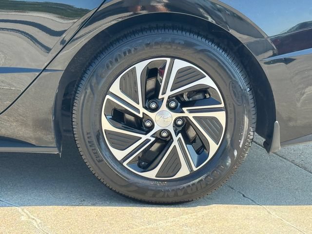 Used 2022 Hyundai Sonata Blue FWD image 5