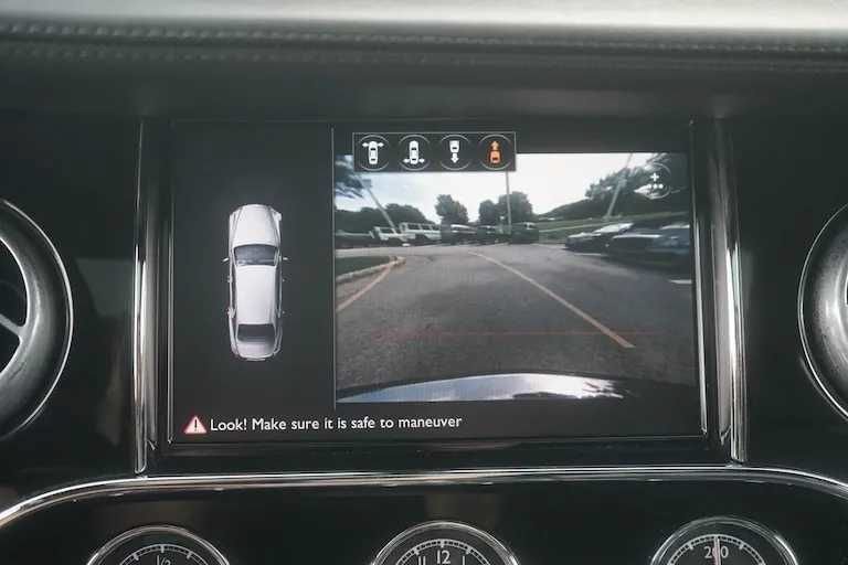 Used 2017 Bentley Mulsanne RWD image 17