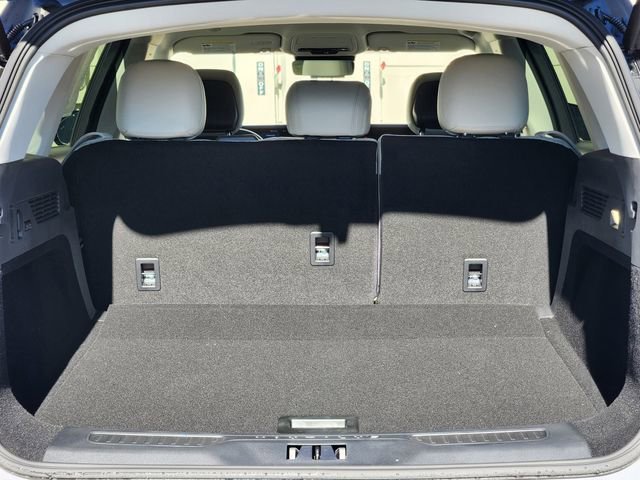 New 2026 Lincoln Nautilus Premier w/ Jet Appearance Package image 17