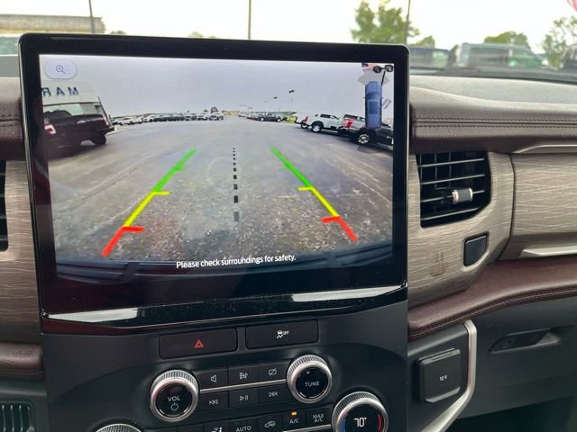 Used 2023 Ford Expedition Limited AWD/4WD image 23