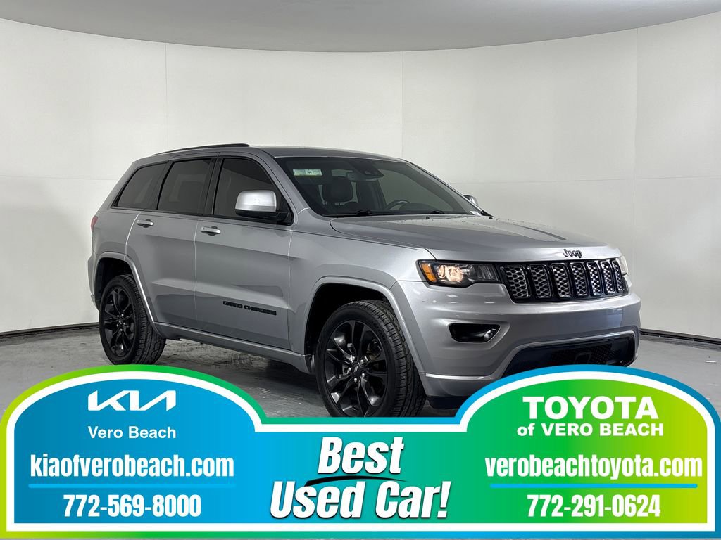 Used 2020 Jeep Grand Cherokee Altitude image 1