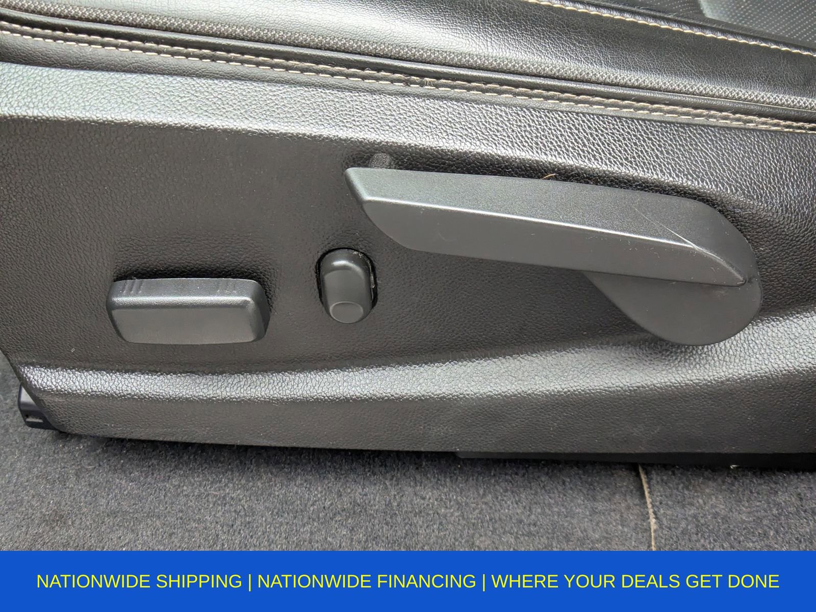 Used 2020 GMC Canyon Denali image 21