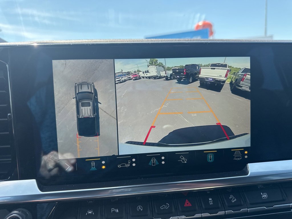 Used 2023 Chevrolet Silverado 1500 High Country w/ Technology Package image 49