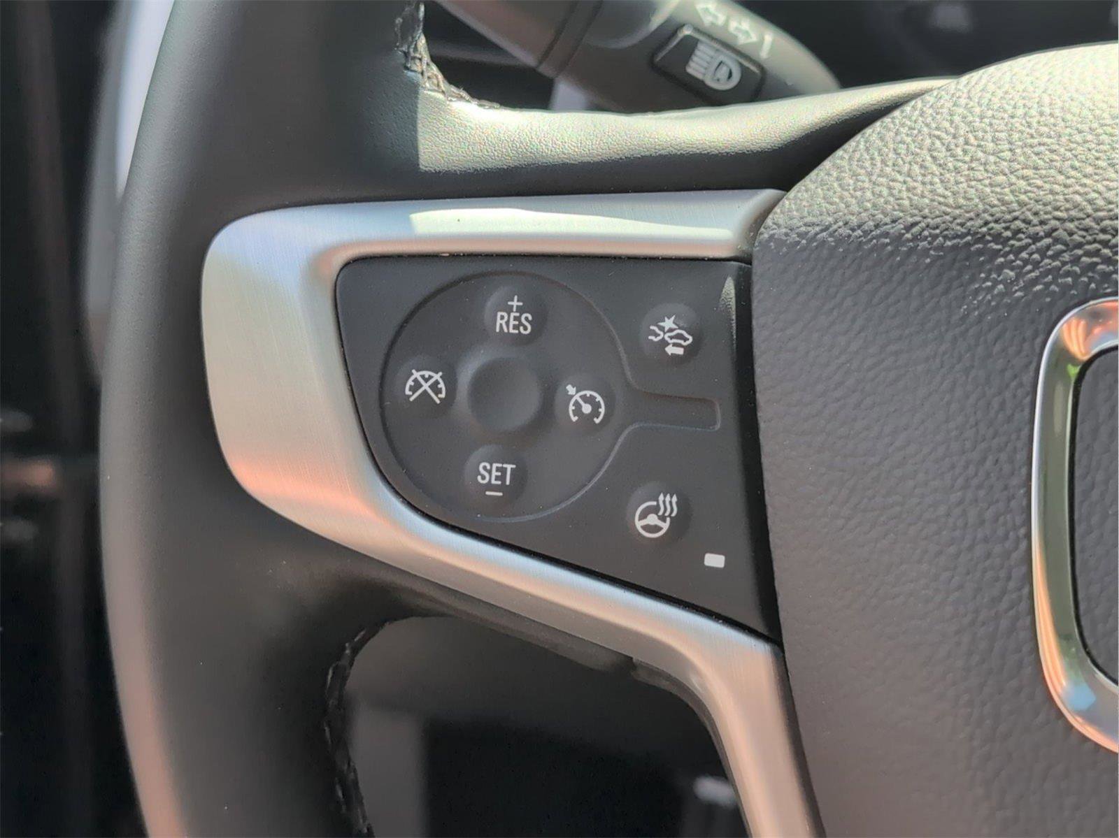 Used 2023 GMC Terrain SLT FWD image 27
