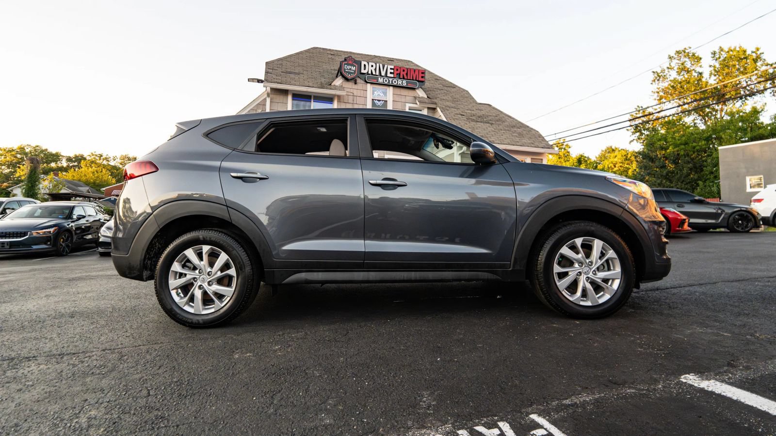 Used 2019 Hyundai Tucson SE w/ Cargo Package FWD image 2