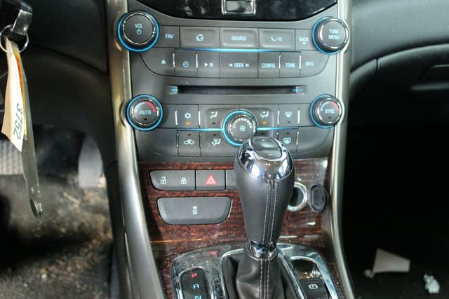 Used 2013 Chevrolet Malibu LT FWD image 15