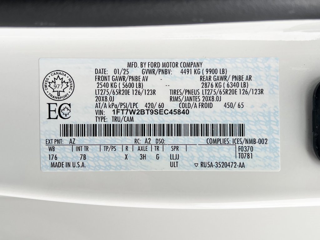 Used 2025 Ford F250 Platinum image 32