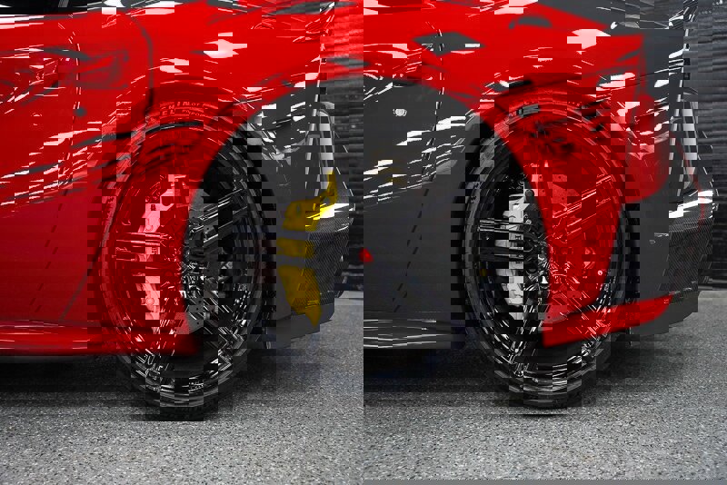 Used 2019 Ferrari 812 Superfast image 38