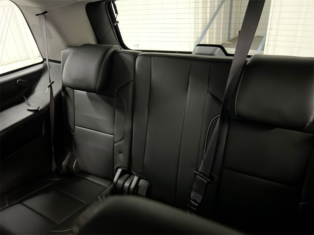 Used 2015 GMC Yukon SLT image 29