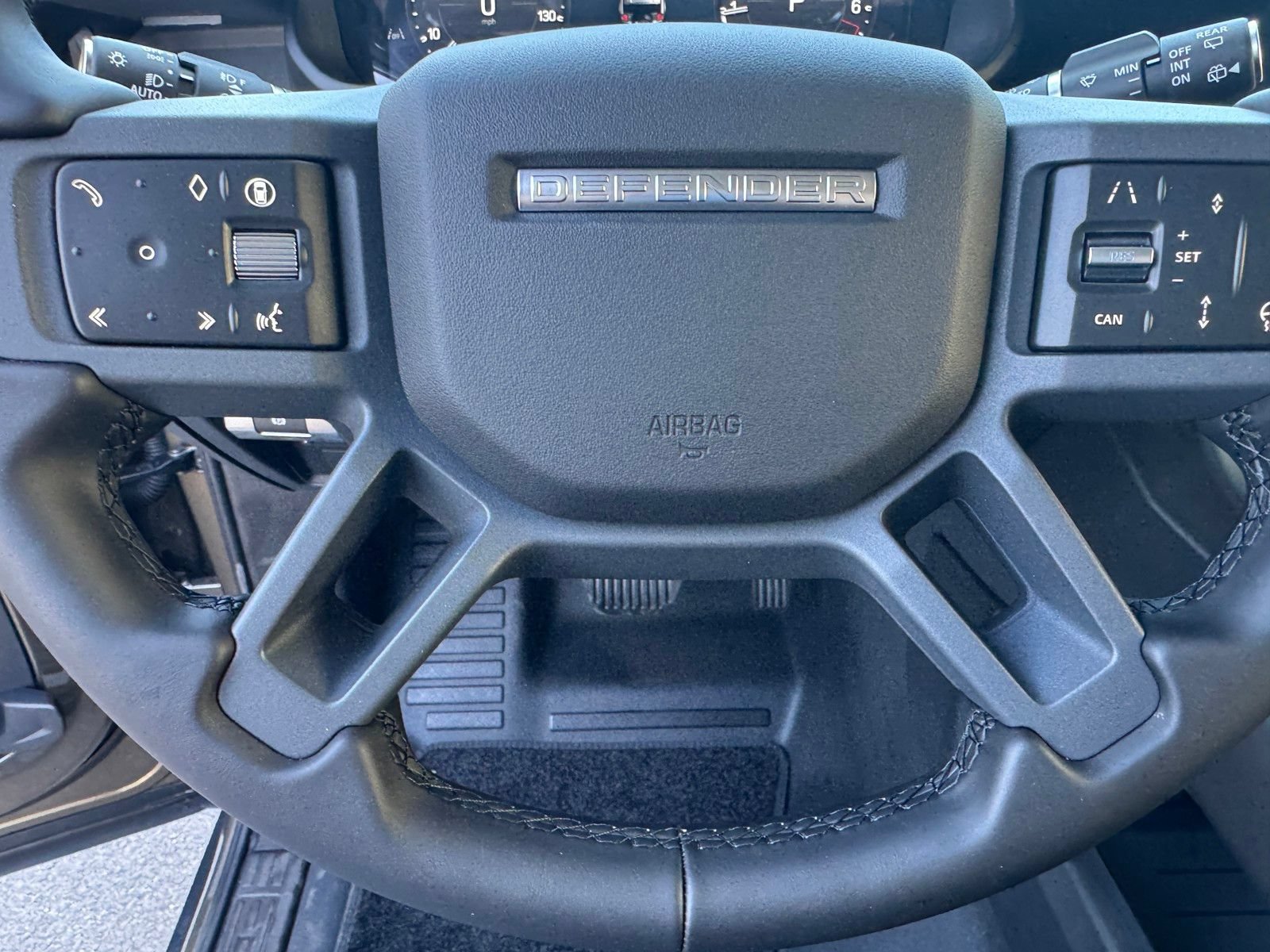 New 2026 Land Rover Defender 110 S AWD/4WD image 21