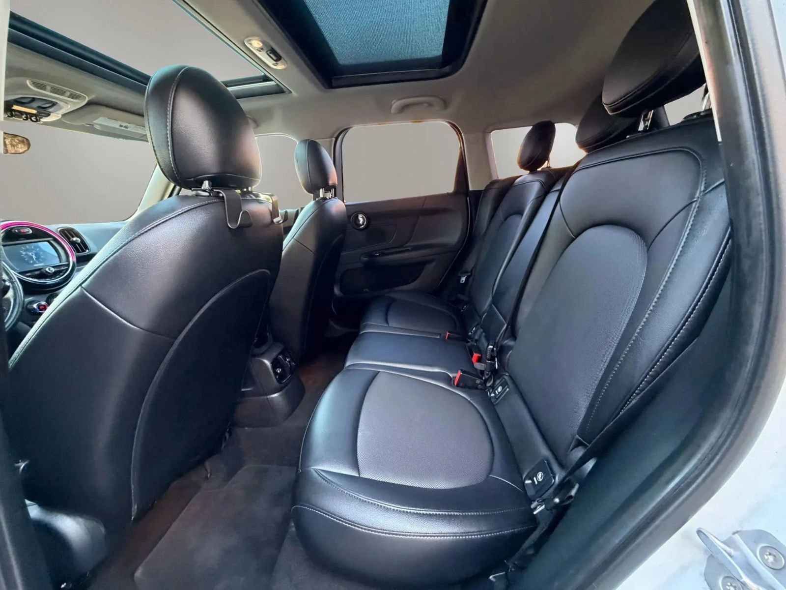 Used 2018 MINI Cooper Countryman FWD image 24