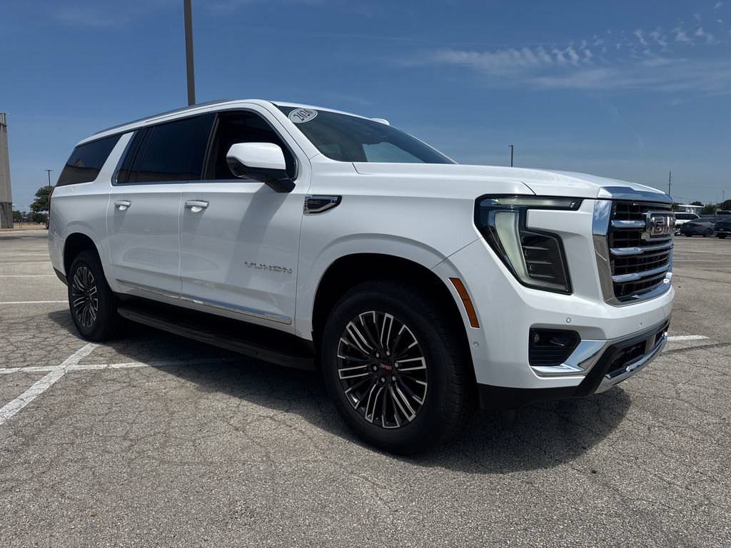 New 2026 GMC Yukon XL Elevation w/ Elevation Premium Package AWD/4WD image 9