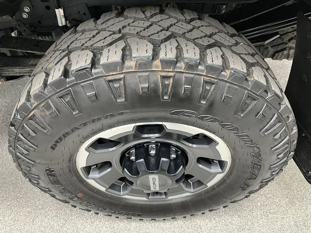 Used 2024 Ford F350 Platinum w/ Tremor Off-Road Package AWD/4WD image 16