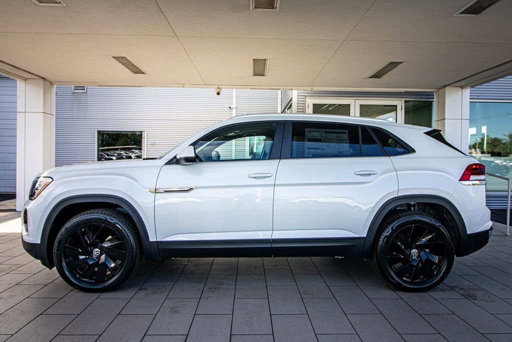 New 2026 Volkswagen Atlas Cross Sport SE image 11