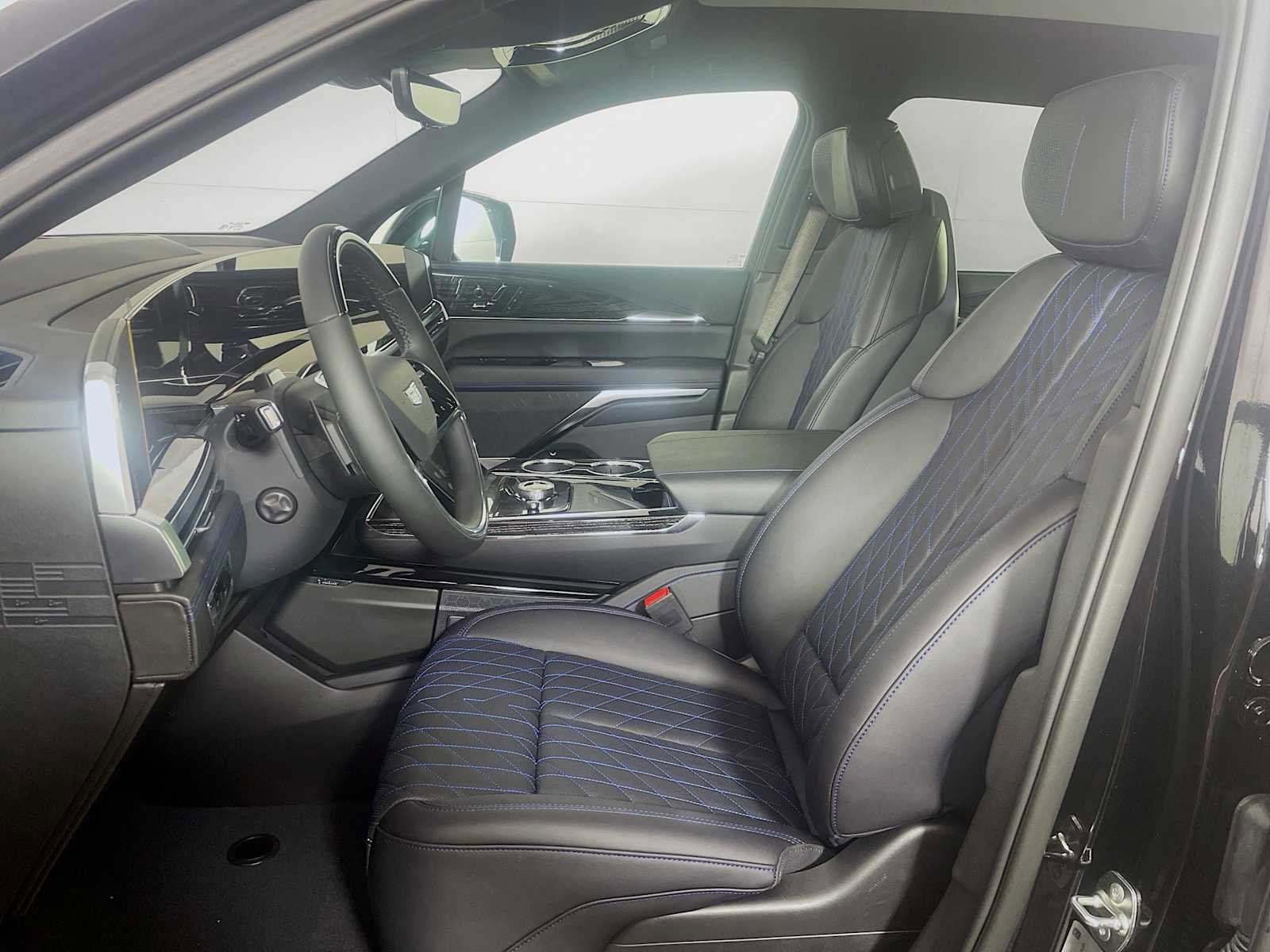 New 2026 Cadillac Escalade IQ Luxury 1 w/ LPO, Floor Liner Package image 4