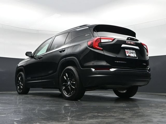 Used 2023 GMC Terrain SLT w/ Infotainment Package II AWD/4WD image 46