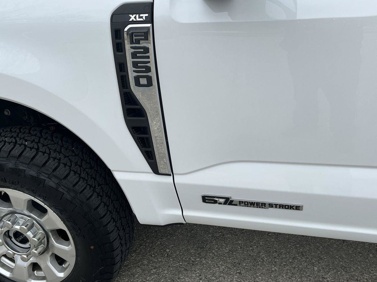 Certified 2023 Ford F250 XLT AWD/4WD image 29