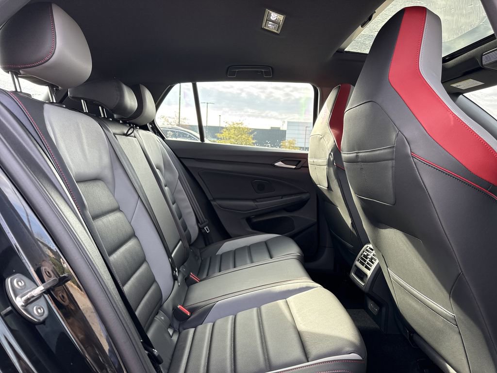 New 2026 Volkswagen GTI SE FWD image 15