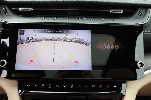 New 2026 Jeep Grand Cherokee Limited image 22