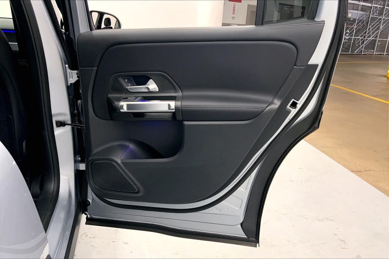 New 2026 Mercedes-Benz GLB 250 image 13