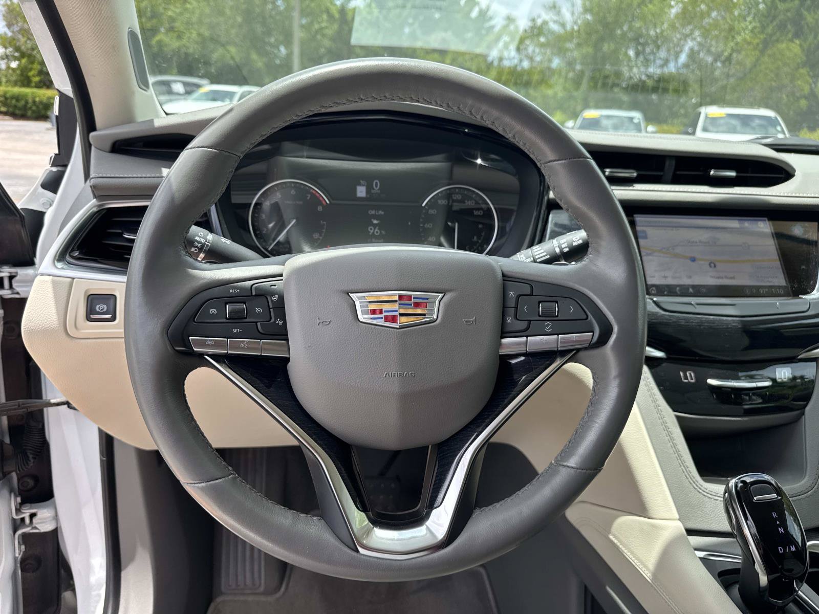 Used 2024 Cadillac XT6 Premium Luxury FWD image 15