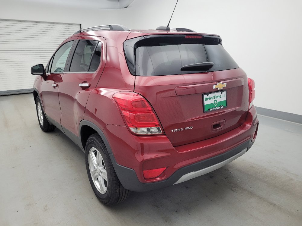 Used 2020 Chevrolet Trax LT w/ LT Convenience Package AWD/4WD image 5
