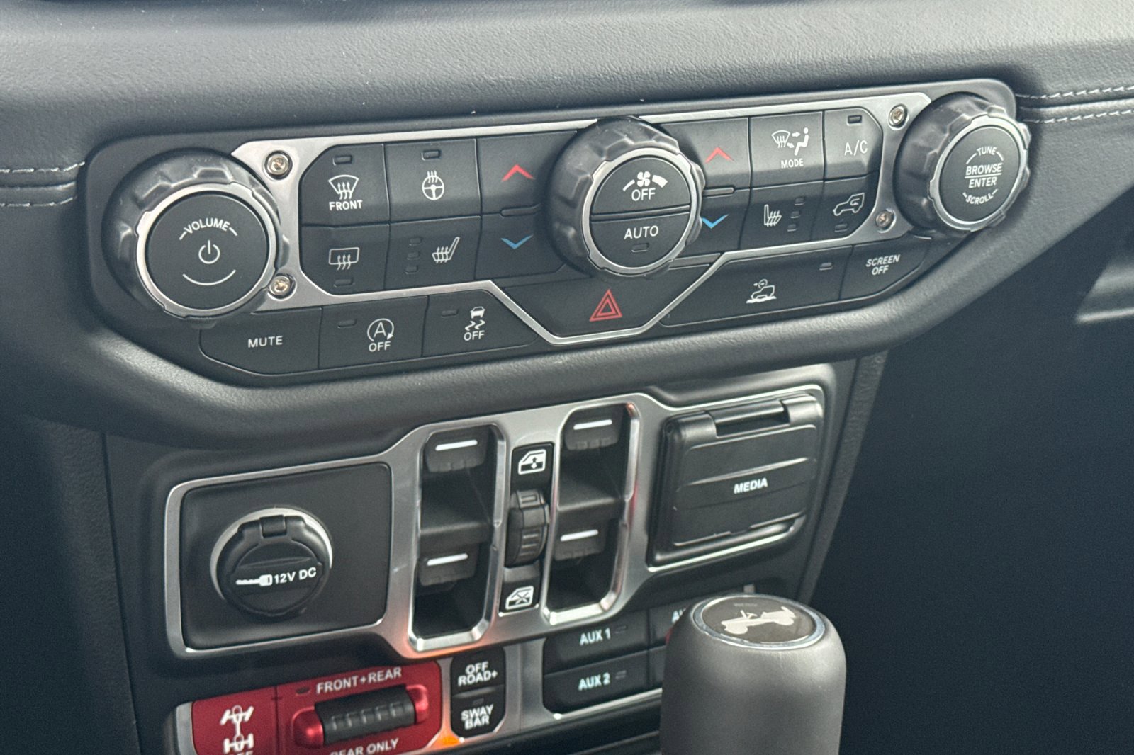 New 2026 Jeep Wrangler Unlimited Rubicon image 19