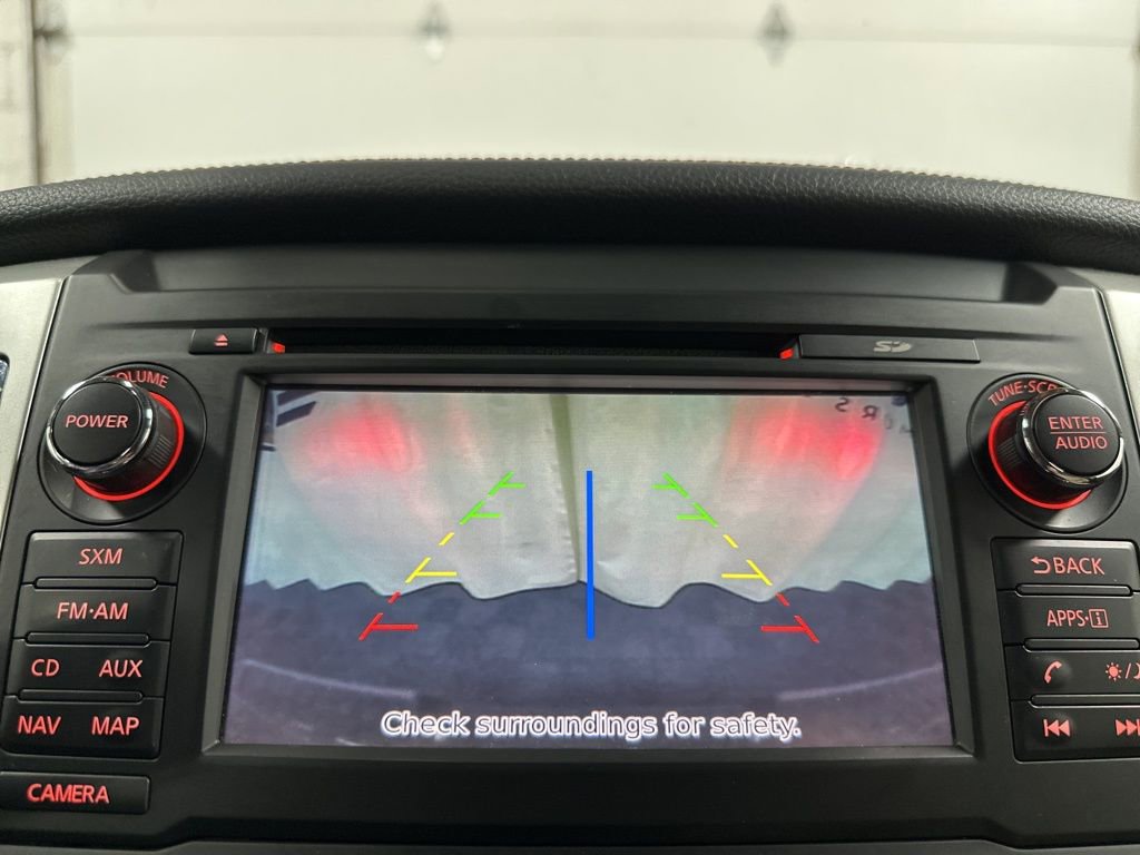Used 2016 Nissan Titan SL image 27