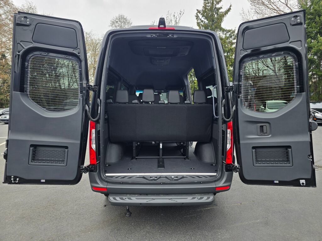 New 2025 Mercedes-Benz Sprinter 2500 image 14