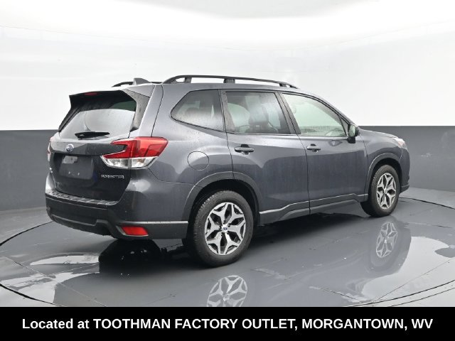Used 2023 Subaru Forester Premium AWD/4WD image 23