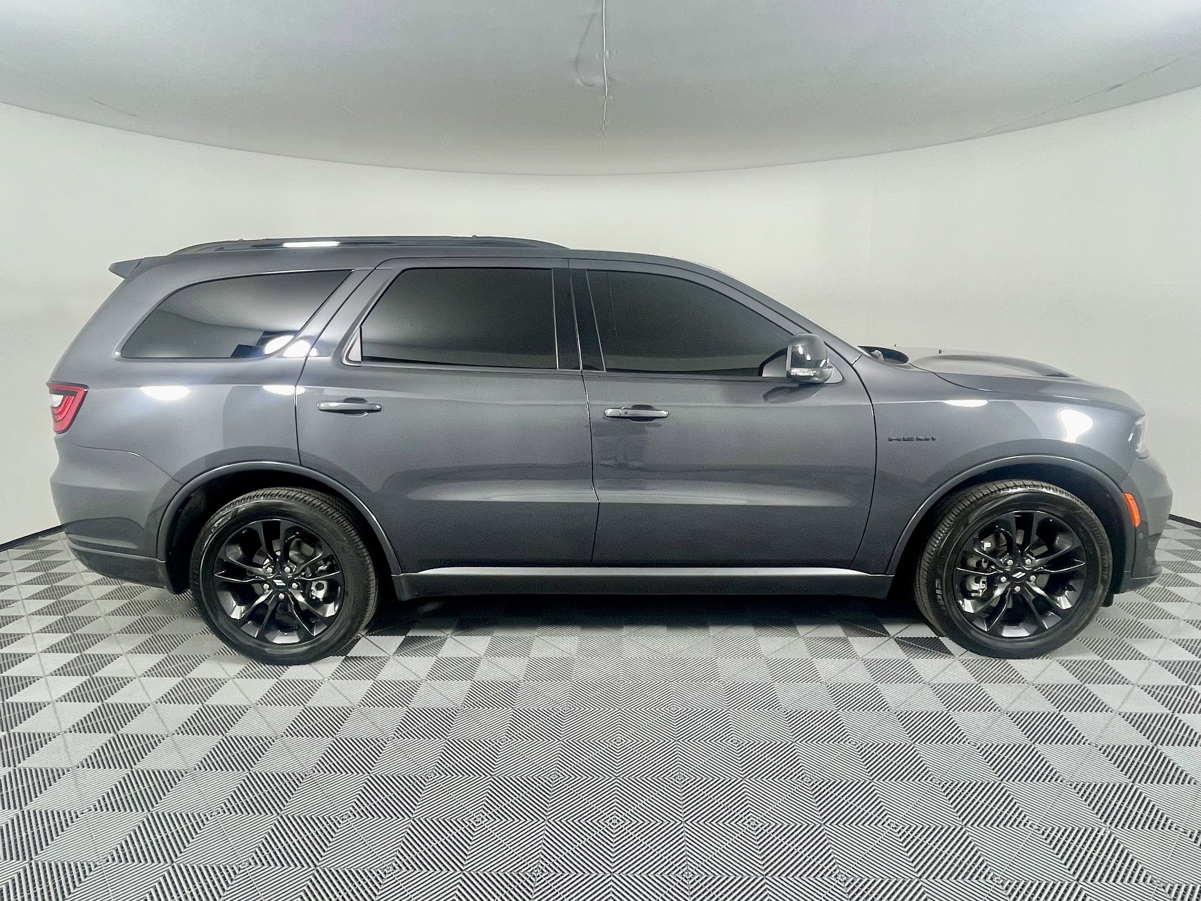 Certified 2025 Dodge Durango R/T image 6