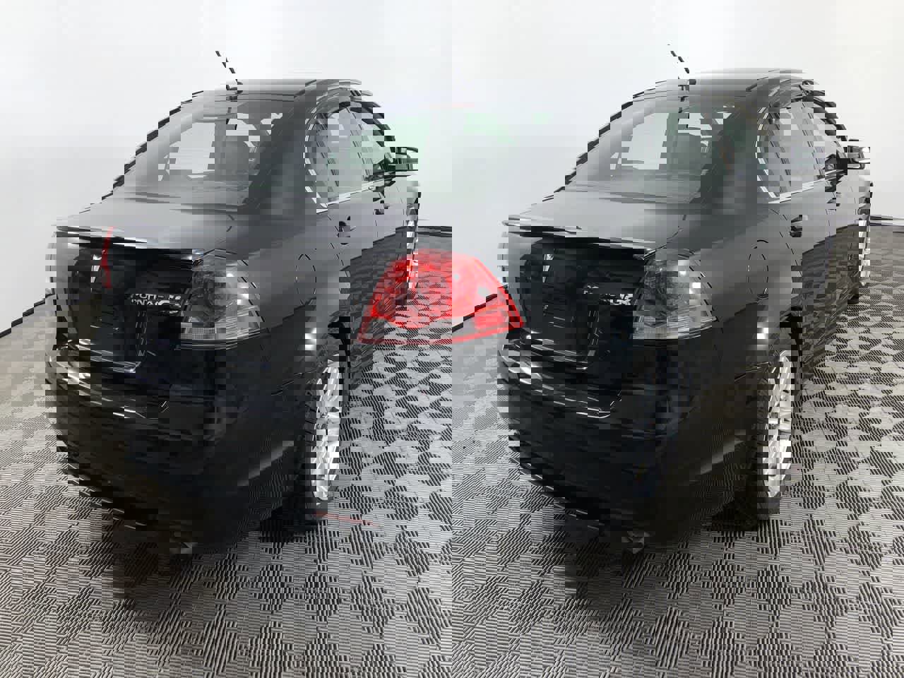 Used 2009 Pontiac G8 image 8