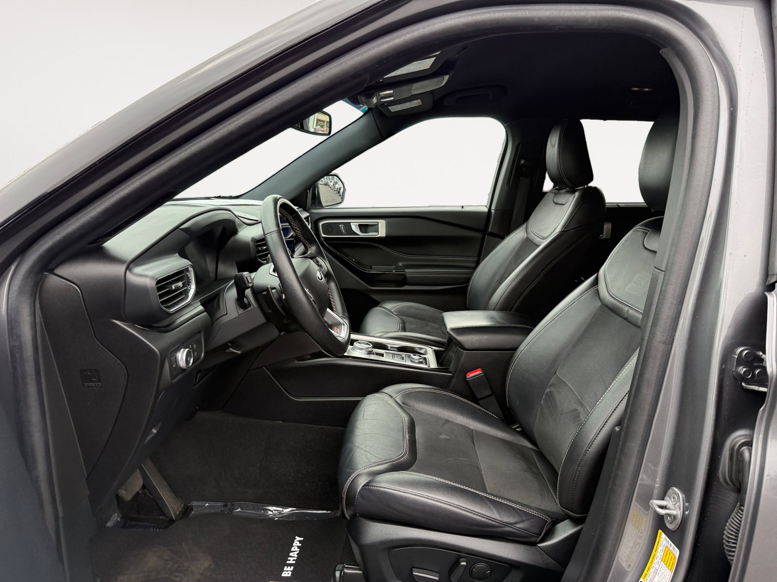 Used 2022 Ford Explorer ST w/ ST Street Pack AWD/4WD image 10