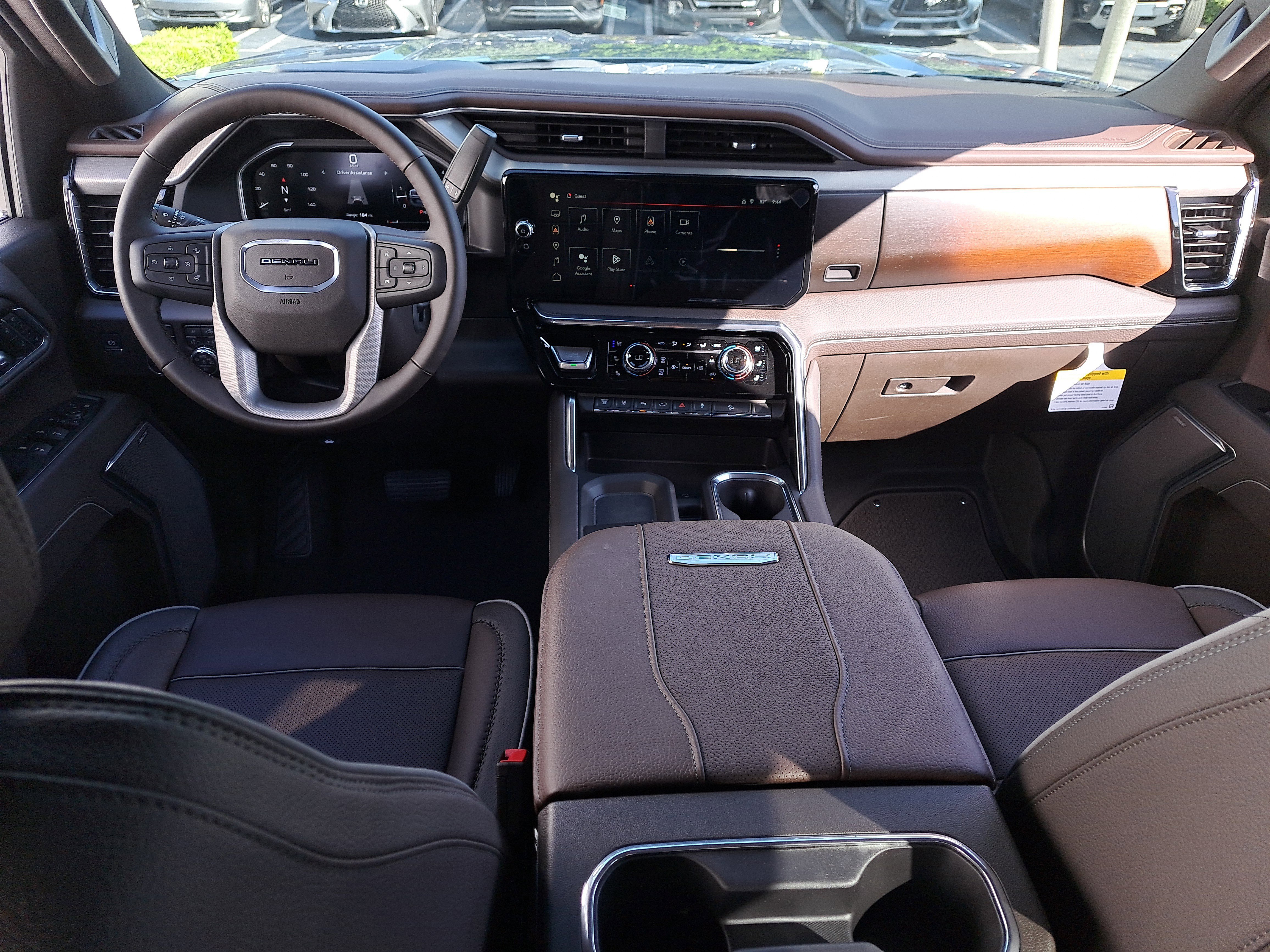 New 2026 GMC Sierra 2500 Denali w/ Denali Reserve Package image 15