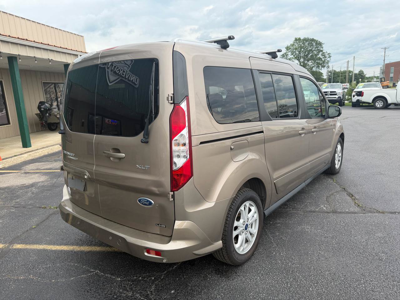 Used 2020 Ford Transit Connect XLT FWD image 3