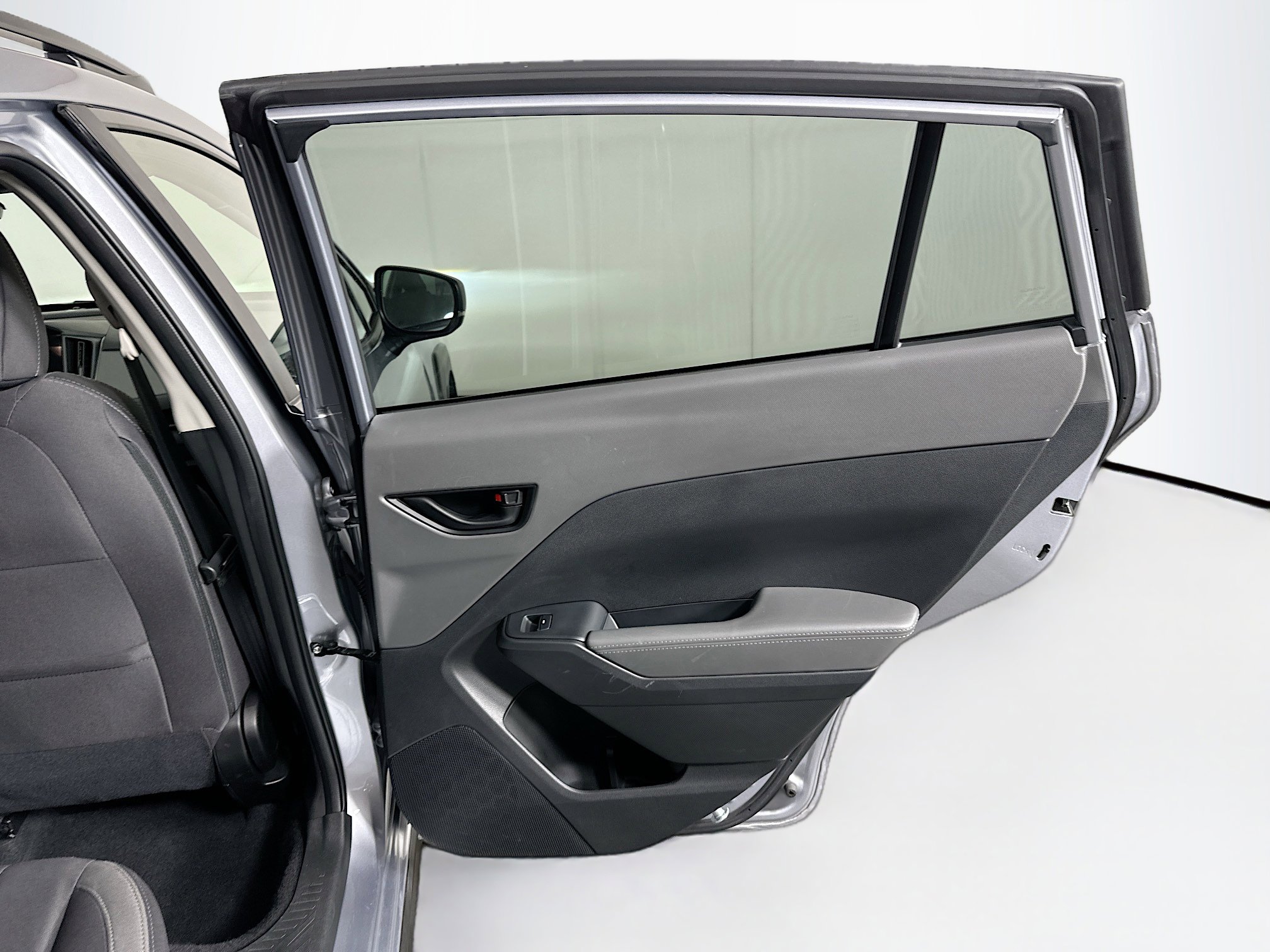 Used 2025 Subaru Crosstrek 2.0i Premium AWD/4WD image 28