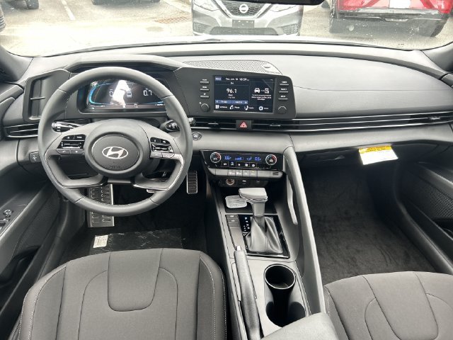 New 2026 Hyundai Elantra Sport FWD image 24