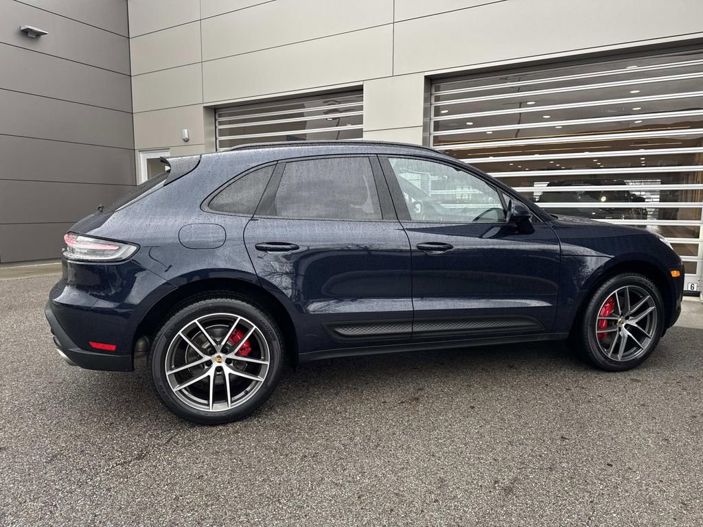 Used 2023 Porsche Macan S w/ Sport Chrono Package image 7