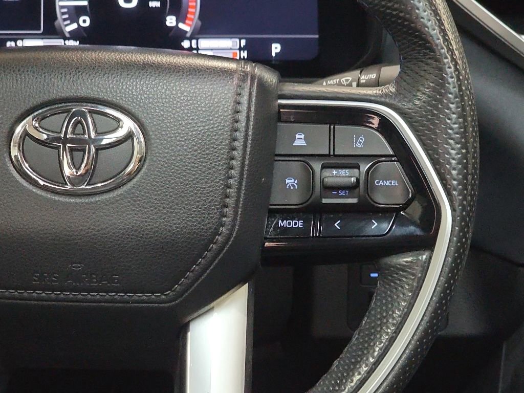 Used 2024 Toyota Tundra Platinum AWD/4WD image 18
