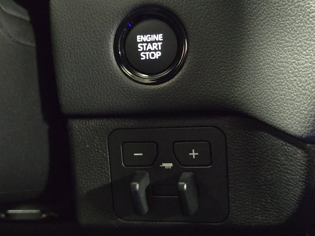 New 2026 Toyota Tundra Limited image 8