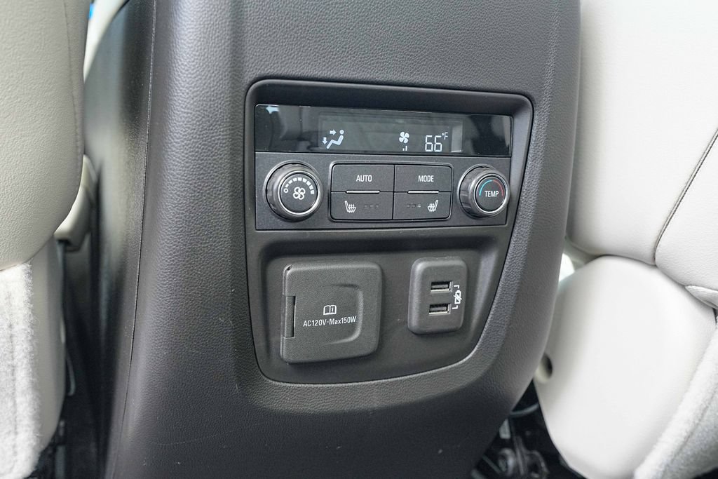 Used 2022 Buick Enclave Avenir w/ Avenir Technology Package AWD/4WD image 19