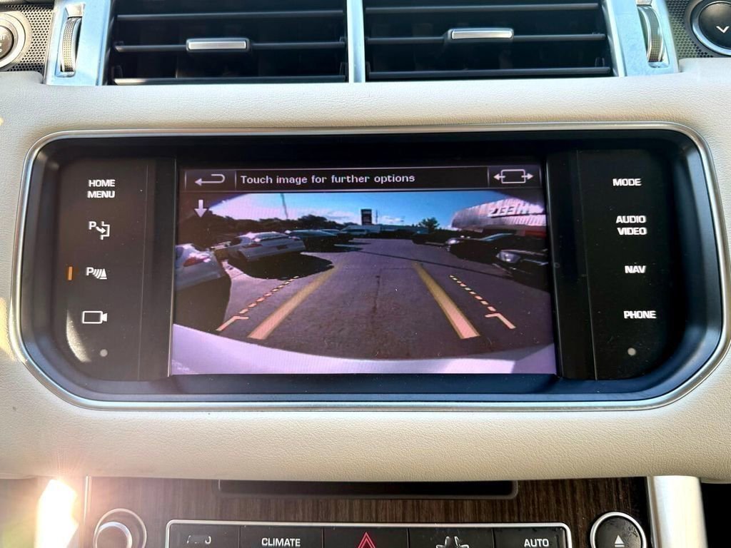 Used 2014 Land Rover Range Rover Sport HSE image 32