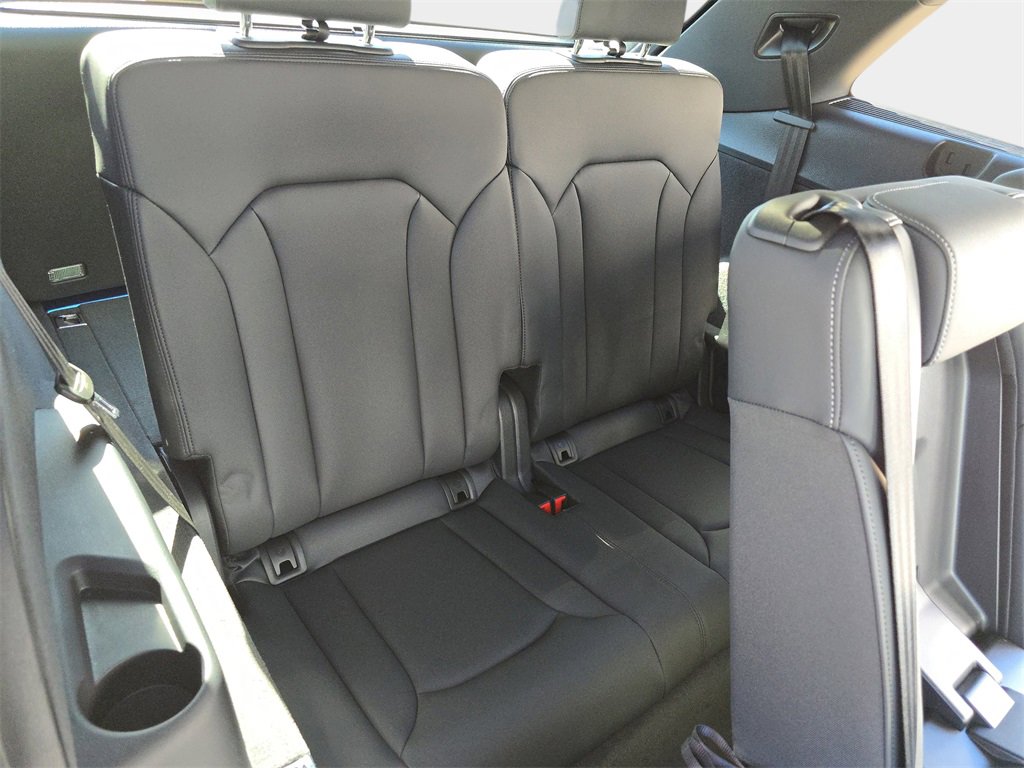 New 2026 Audi Q7 3.0T Premium Plus image 12